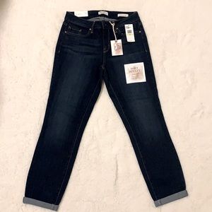Jessica Simpson Rolled Crop Skinny